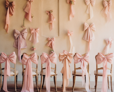 chromakat_wedding_with_small_light_pink_bows_on_the_wall_with_l_c4519204-427d-4cae-a8aa-c91796de6190
